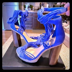 VC by John Camuto Blue Suede Heels